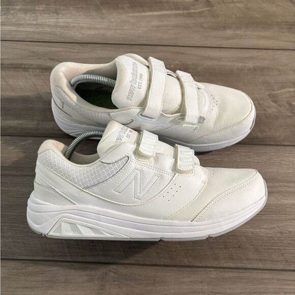 New Balance Shoes - New Balance 928V3 Size 11 Women's Walking Shoes Sneakers Leather 2A Comfort
